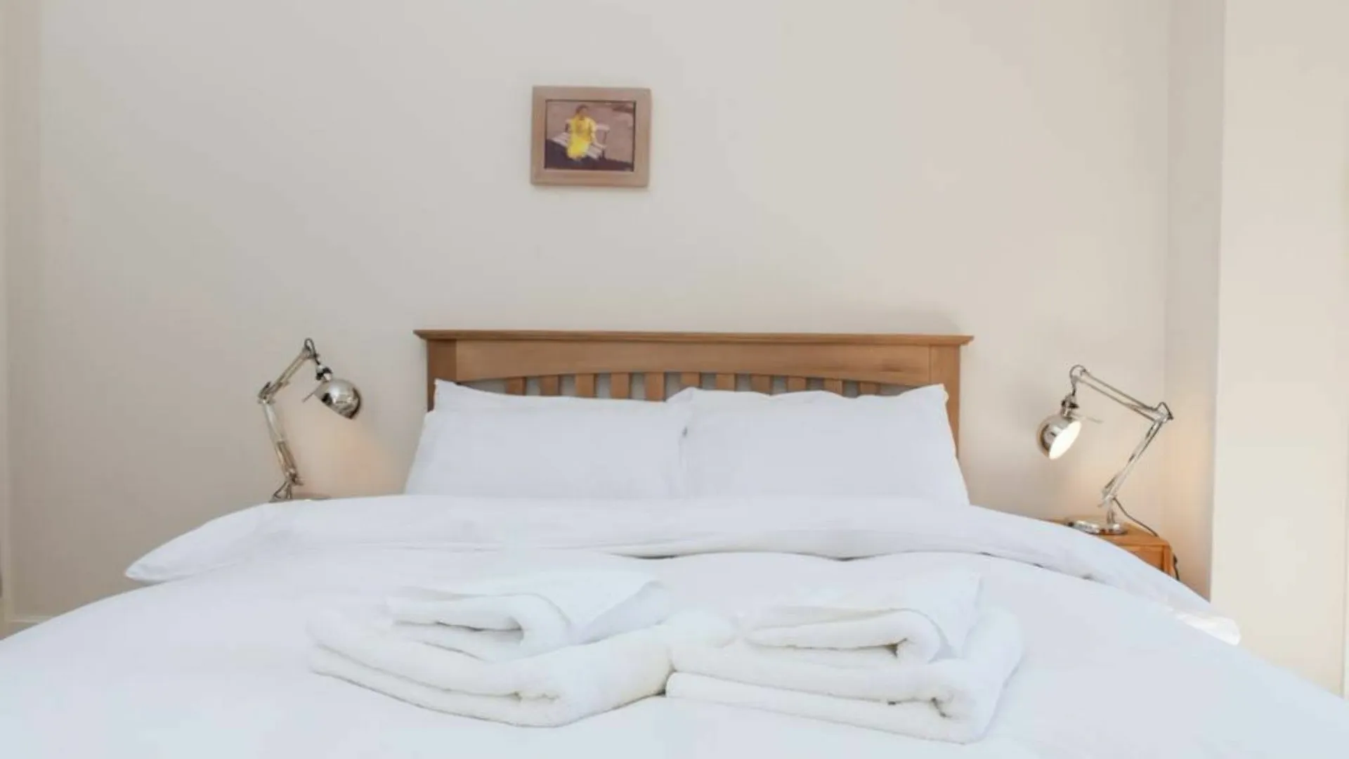2 Bedroom Flat By The Sea Edinburg 0*,  Storbritannien